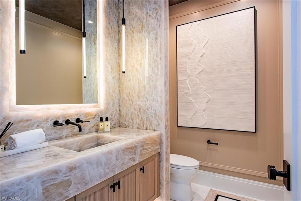 AQUALANE SHORES - Residential