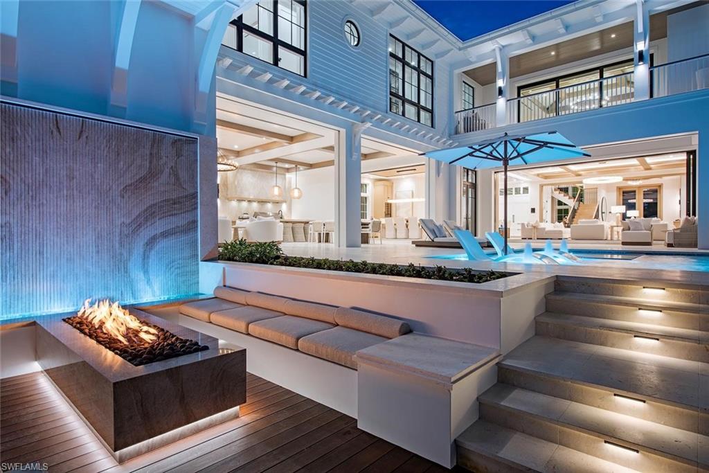 AQUALANE SHORES - Residential