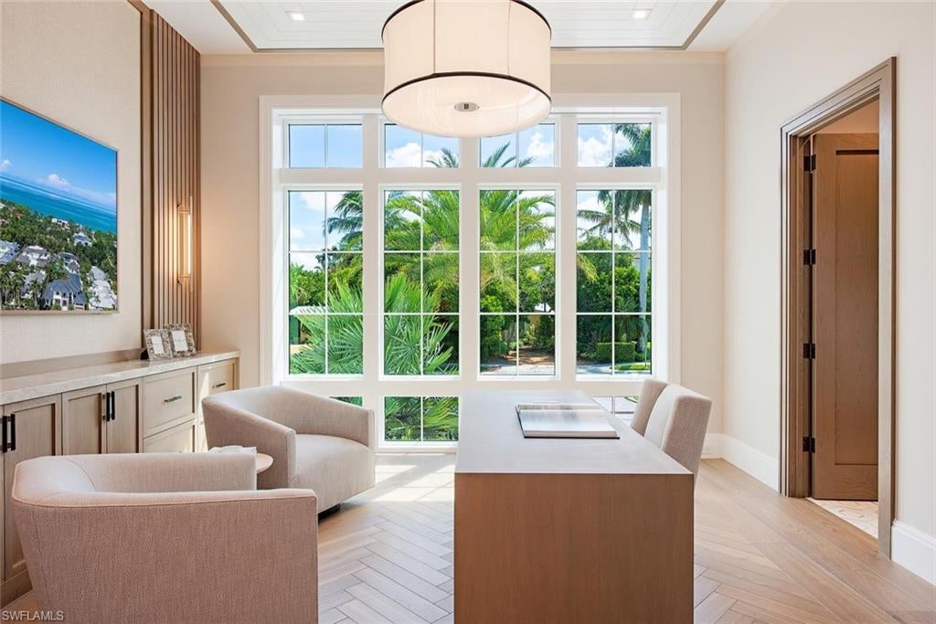 AQUALANE SHORES - Residential
