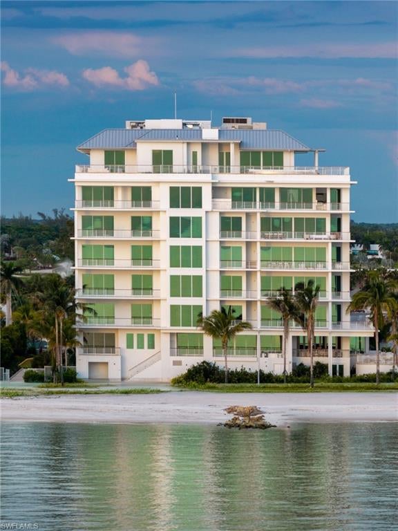 NAPLES BEACH CLUB BLDG C - Residential