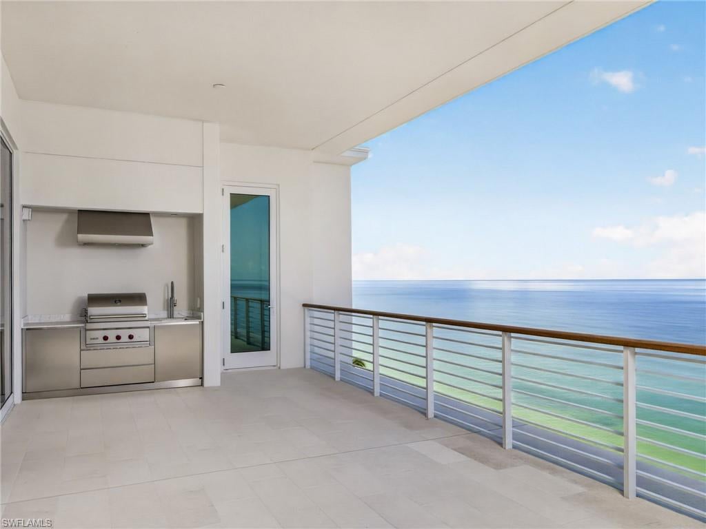 NAPLES BEACH CLUB BLDG C - Residential