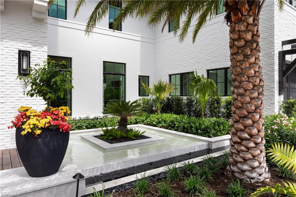 OLDE NAPLES - Residential