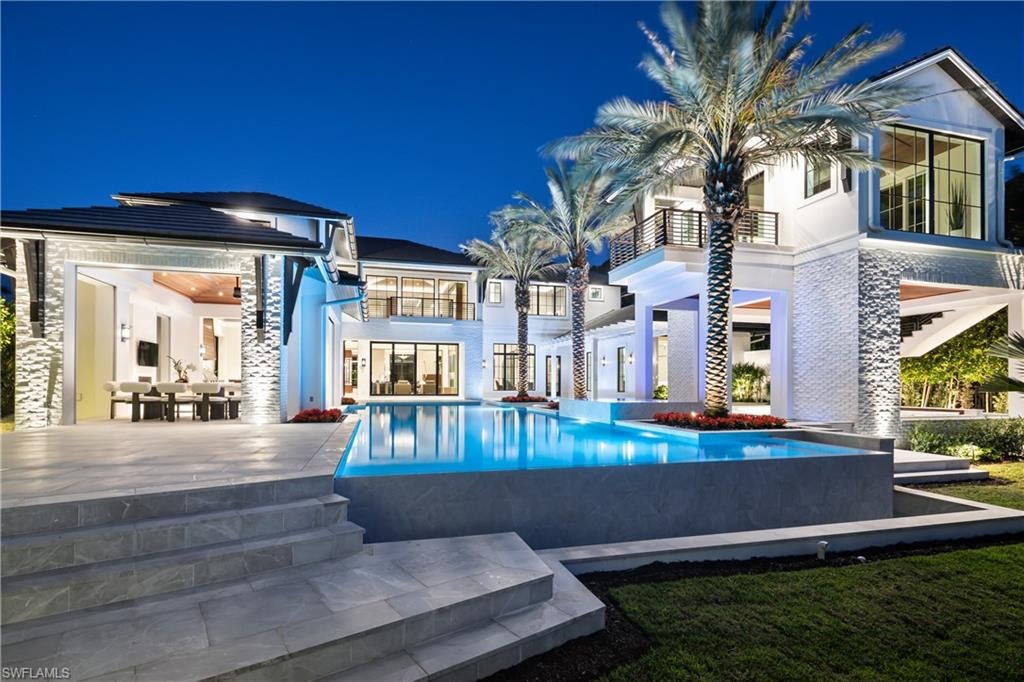 OLDE NAPLES - Residential