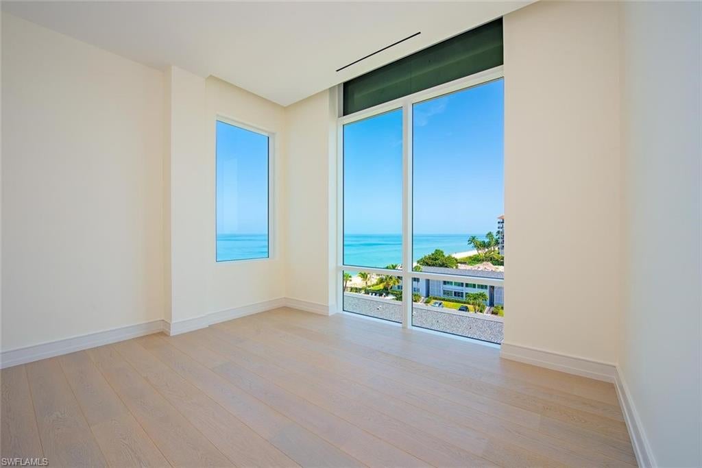 NAPLES BEACH CLUB BLDG C - Residential