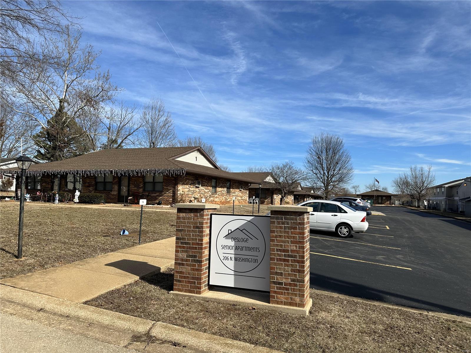Senior living apartments, tax exempt. FOR COMPARABLE PURPOSES ONLY. Location: City