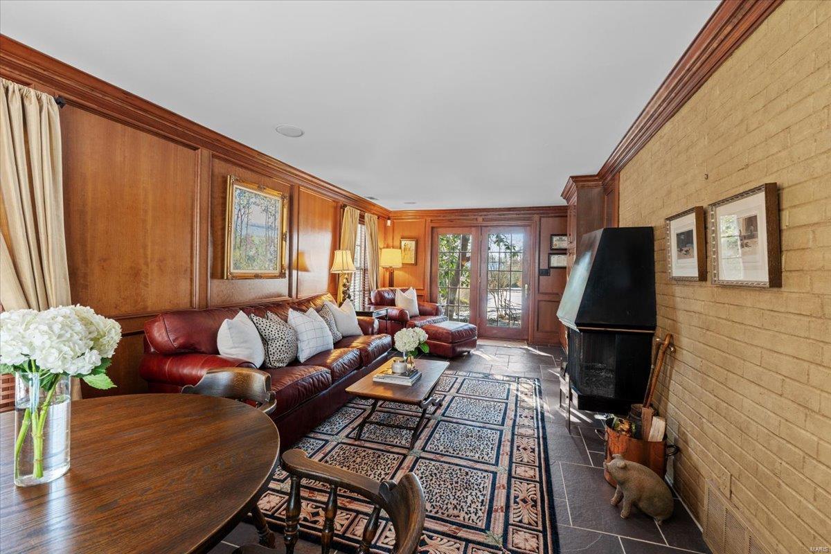 Loren Woods - Residential