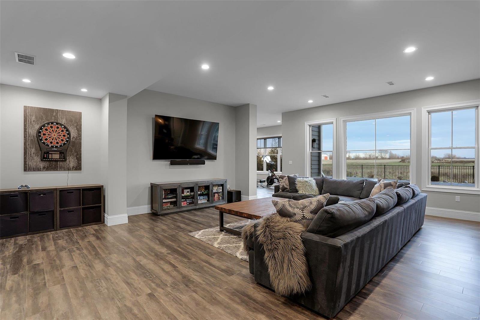 Hawthorne Hills - Residential