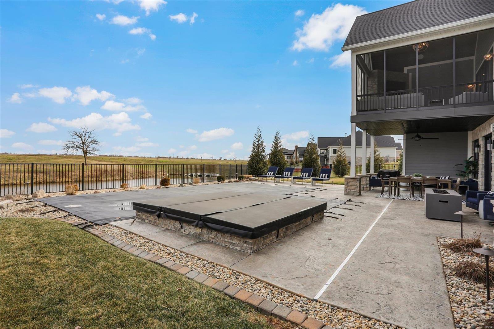 Hawthorne Hills - Residential
