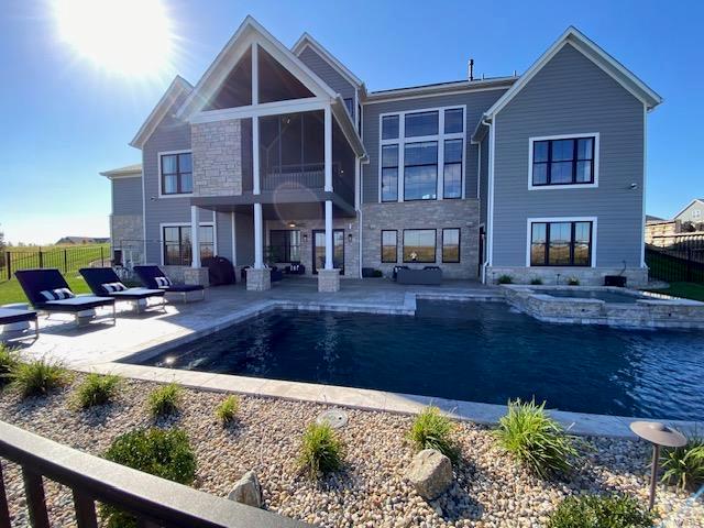 Hawthorne Hills - Residential