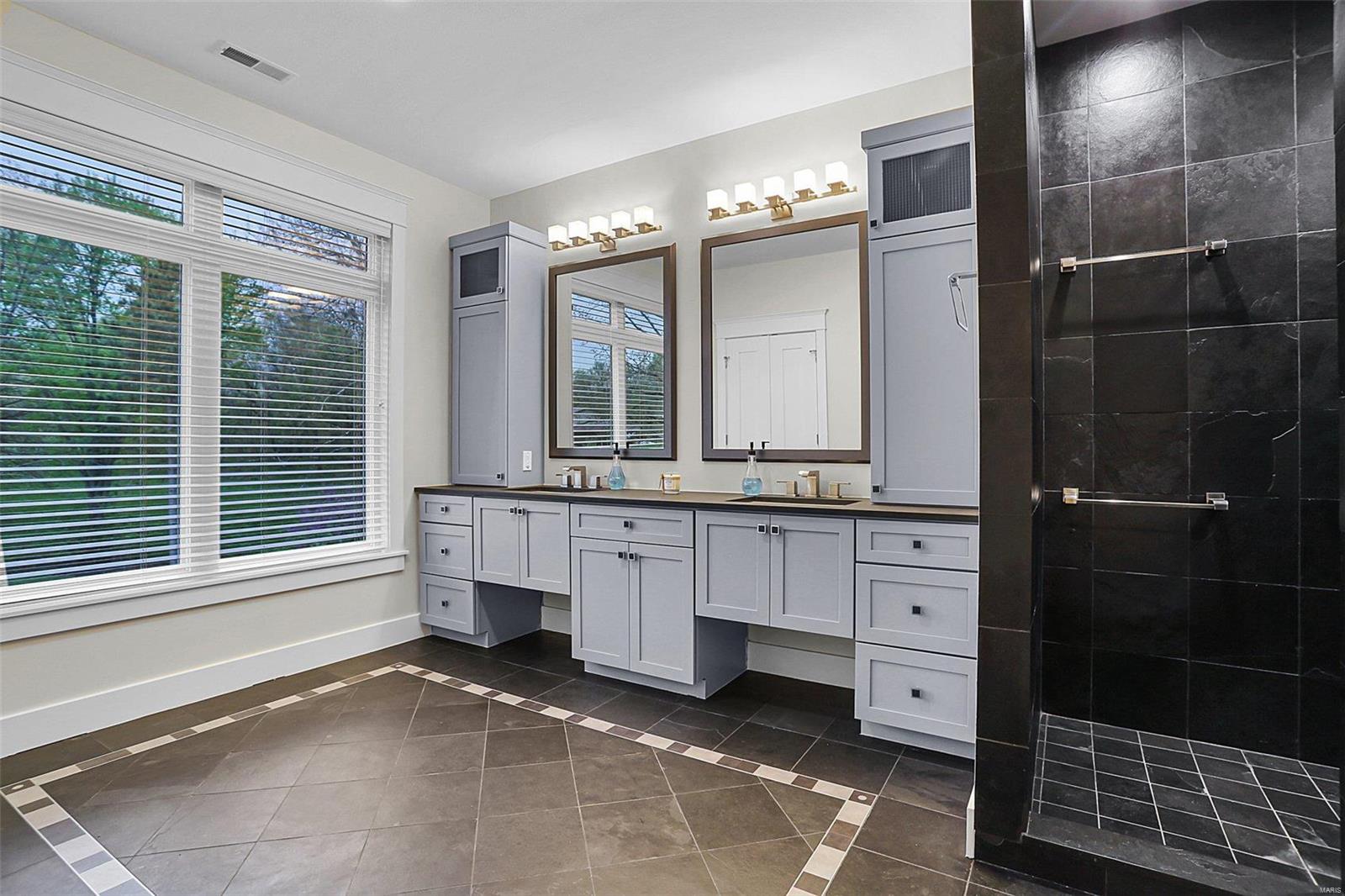 Whispering Oaks Estates - Residential