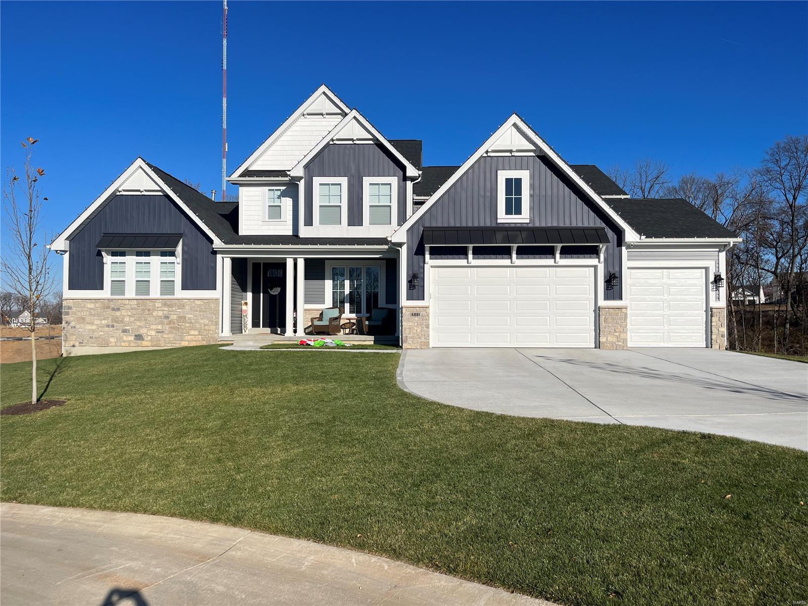 **FOR COMP PURPOSES ONLY** McKelvey's largest story and a half plan with 4,015 square feet. Large first level with open plan between great room, breakfast room, hearth room, kitchen and dining room. 3 over sized bedrooms on the second level situated around a loft and bonus room, make it easy for everyone to have their own space. The second level also has a full hall bath, and a jack and jill bathroom. Large kitchen with plenty of counterspace is perfect for family gatherings and holidays.
