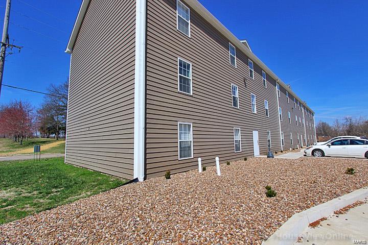 Location! Location! Location! Investment Opportunity next to SEMO Campus perfect for college housing. Property is 15 unit apartment complex built in 2013. All units are 2 bedrooms, 2 baths. Each unit includes washer and dryer. Current rent is $800 per unit. Low maintenance and nice newer units. Current Annual Rental Income is $144,000. Owner pays water/sewer/trash and tenant is responsible for all other utilities.