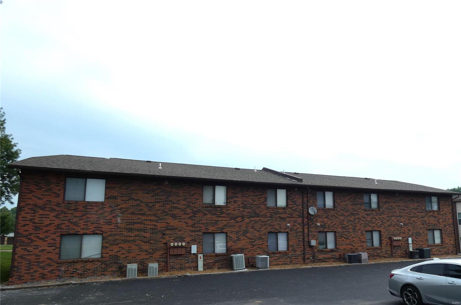 Lindbergh Circle - Residential Income