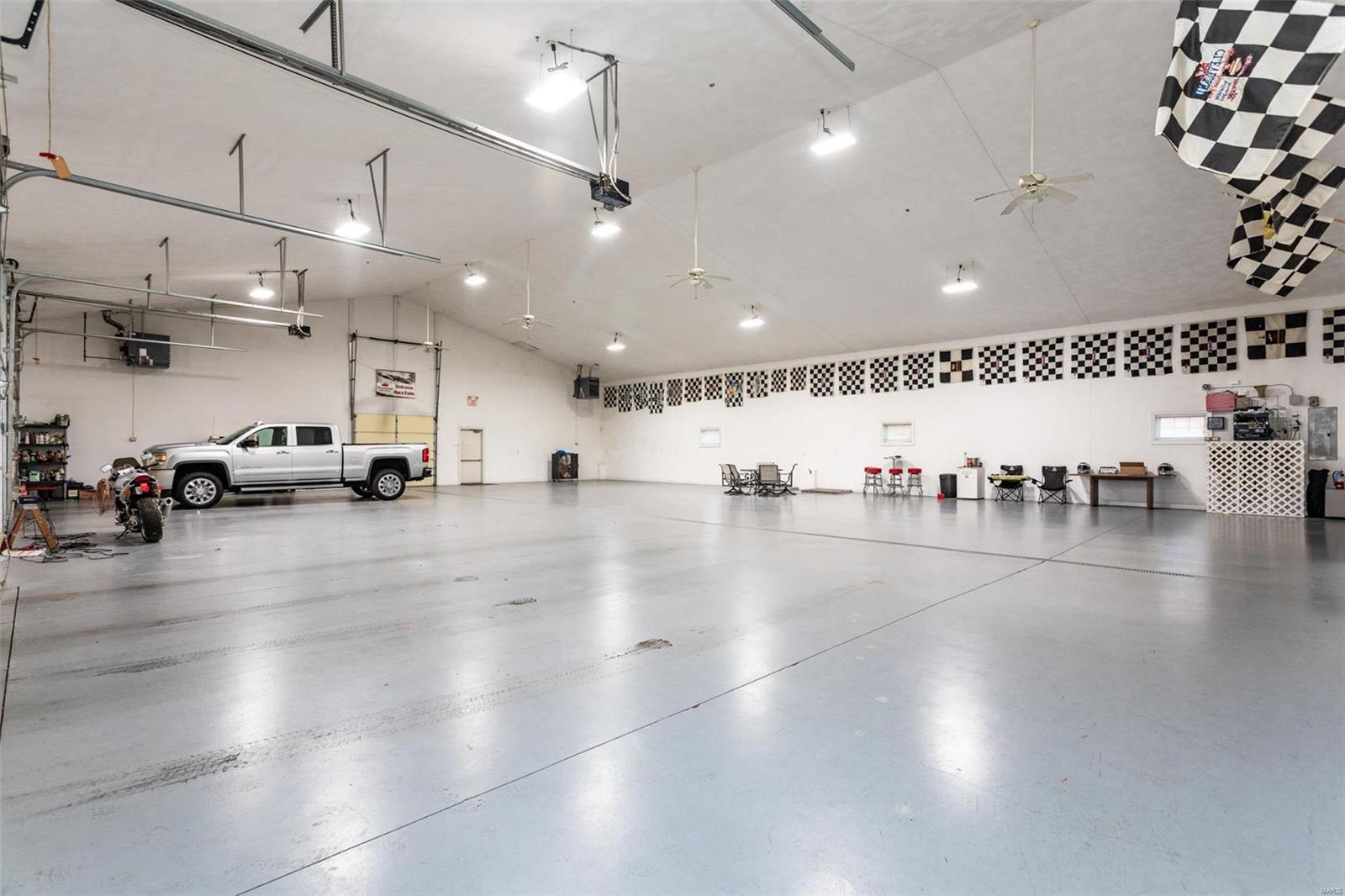 Systems Parkway - Commercial Sale