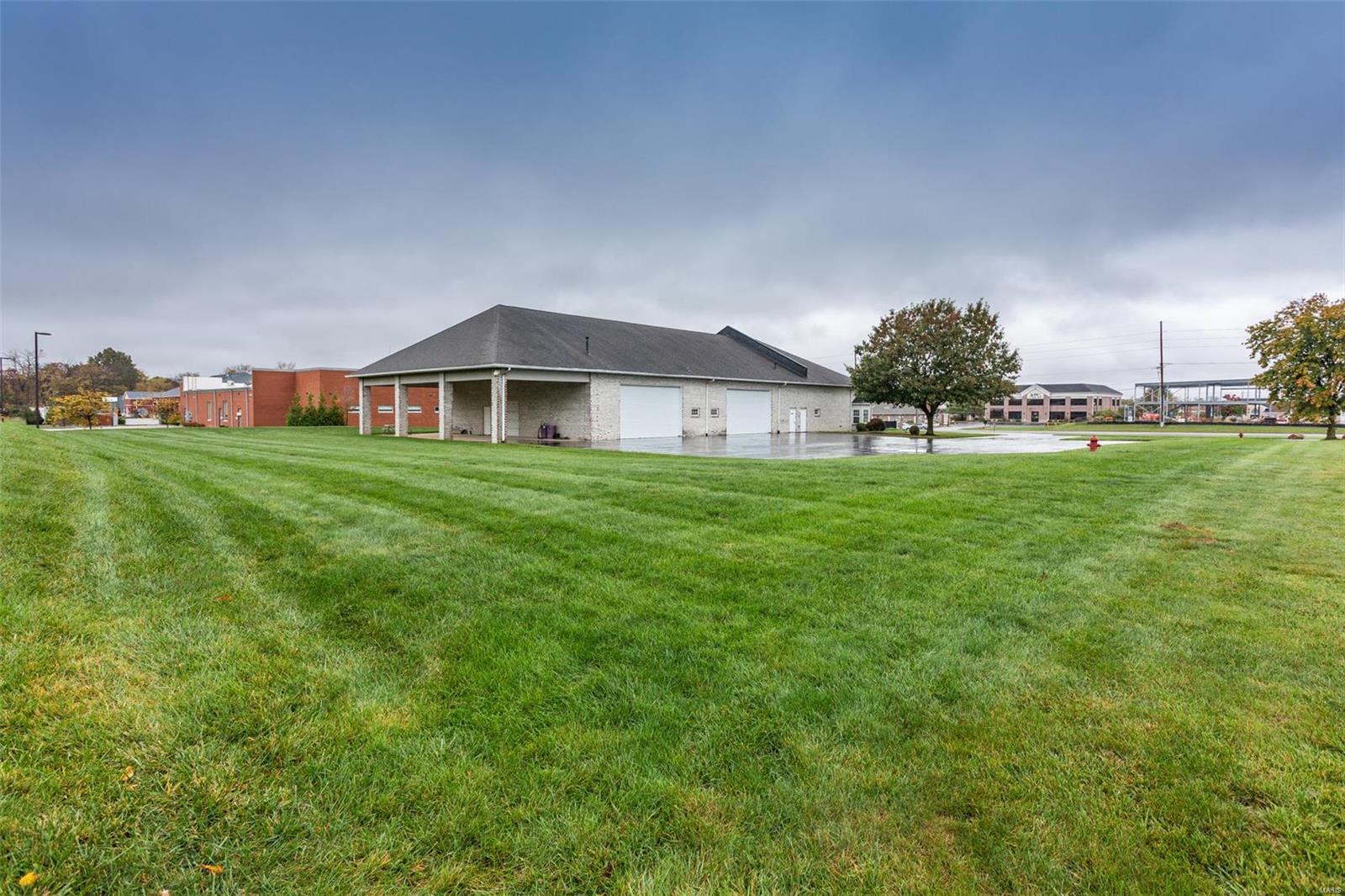 Systems Parkway - Commercial Sale