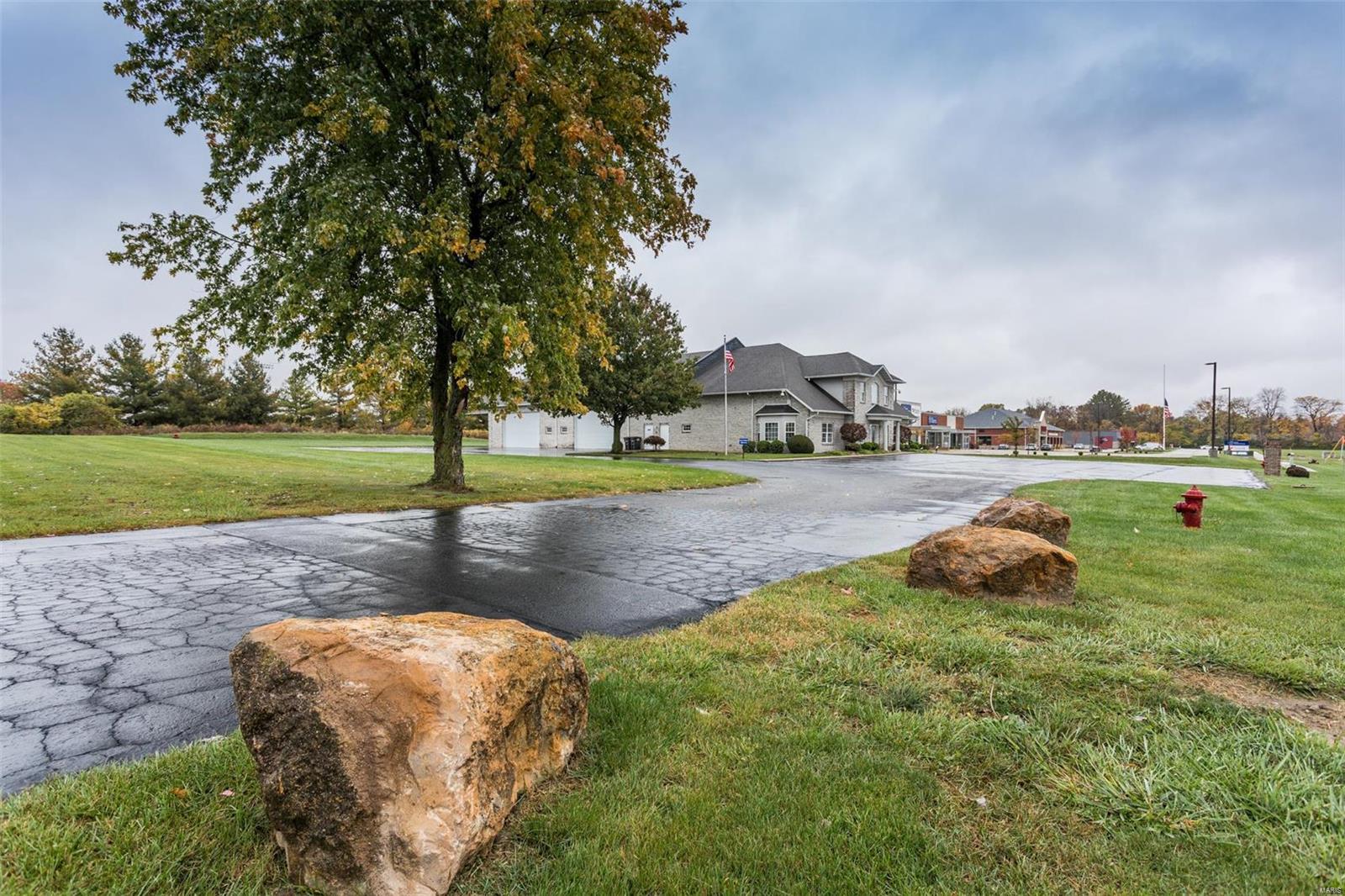 Systems Parkway - Commercial Sale