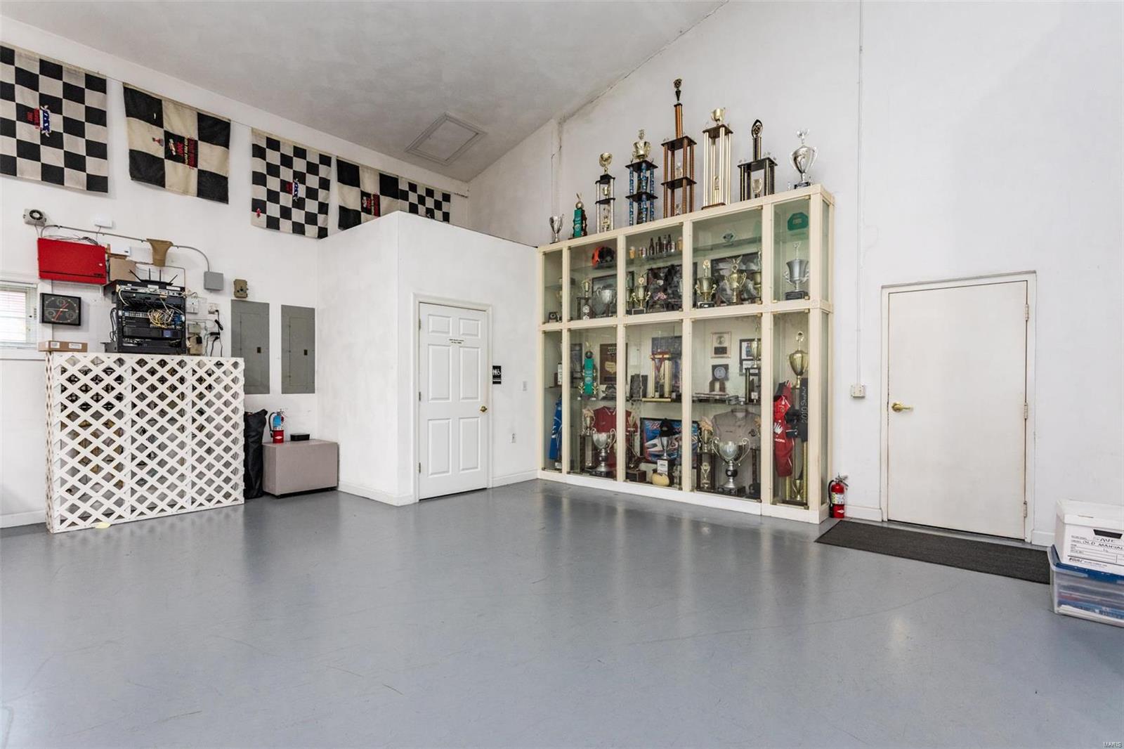 Systems Parkway - Commercial Sale
