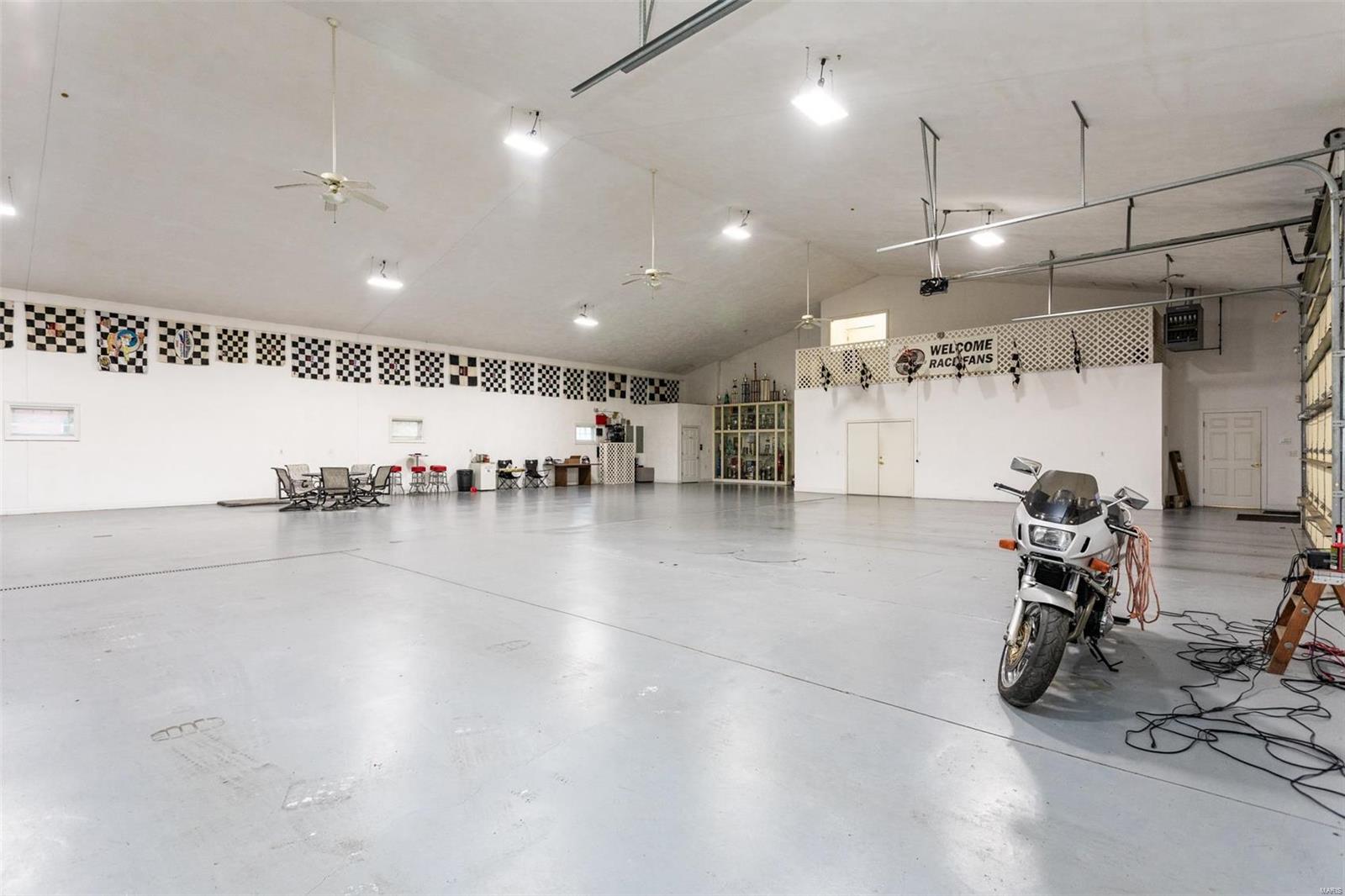 Systems Parkway - Commercial Sale