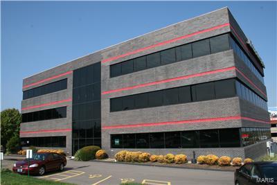 Great Class A building. Elevator-served building in South County easily accessible off of Lindbergh near the intersection of I-55 and Lindbergh. Plenty of parking and flexibility on size of units and layout. Near South County Center. Location: Other