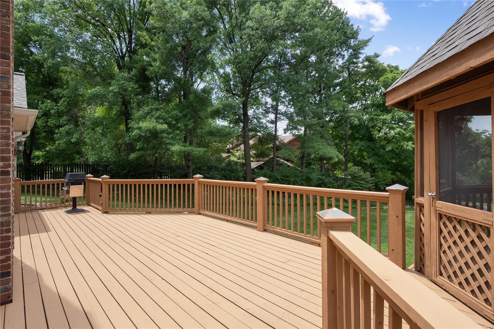 Walnut Hill Lts 1 & 2 Bdy Adj Lt 1 - Residential