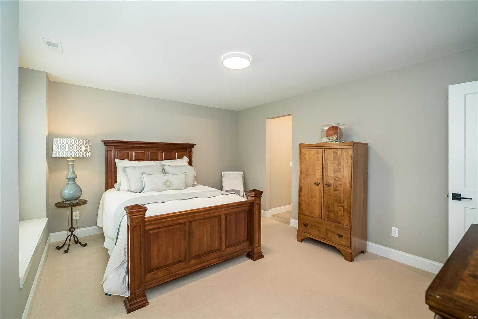 Lynnbrook - Residential