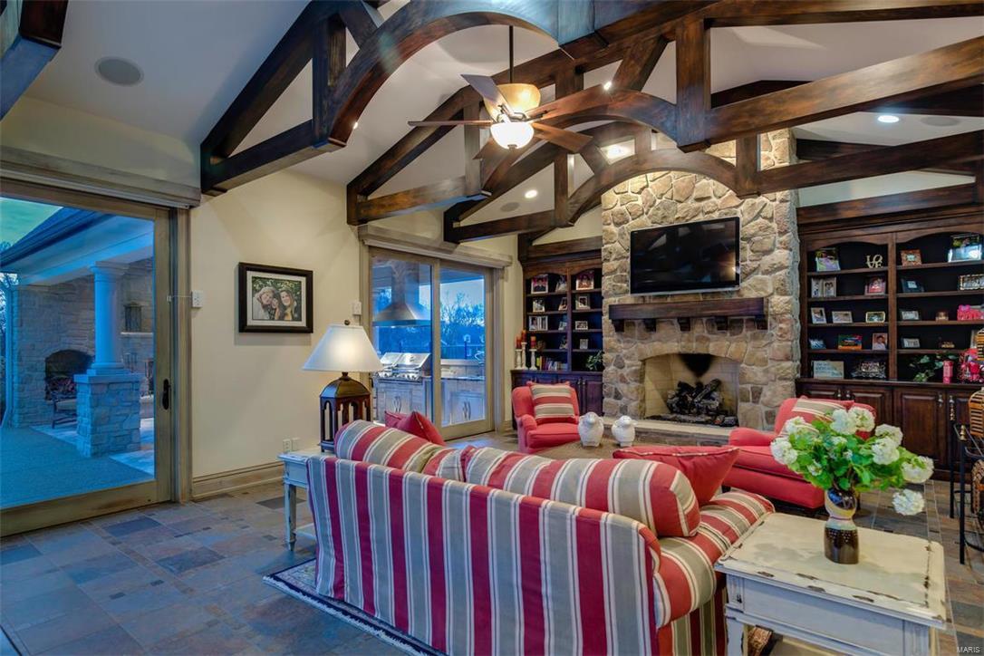 Over 4.5 acres! - Residential