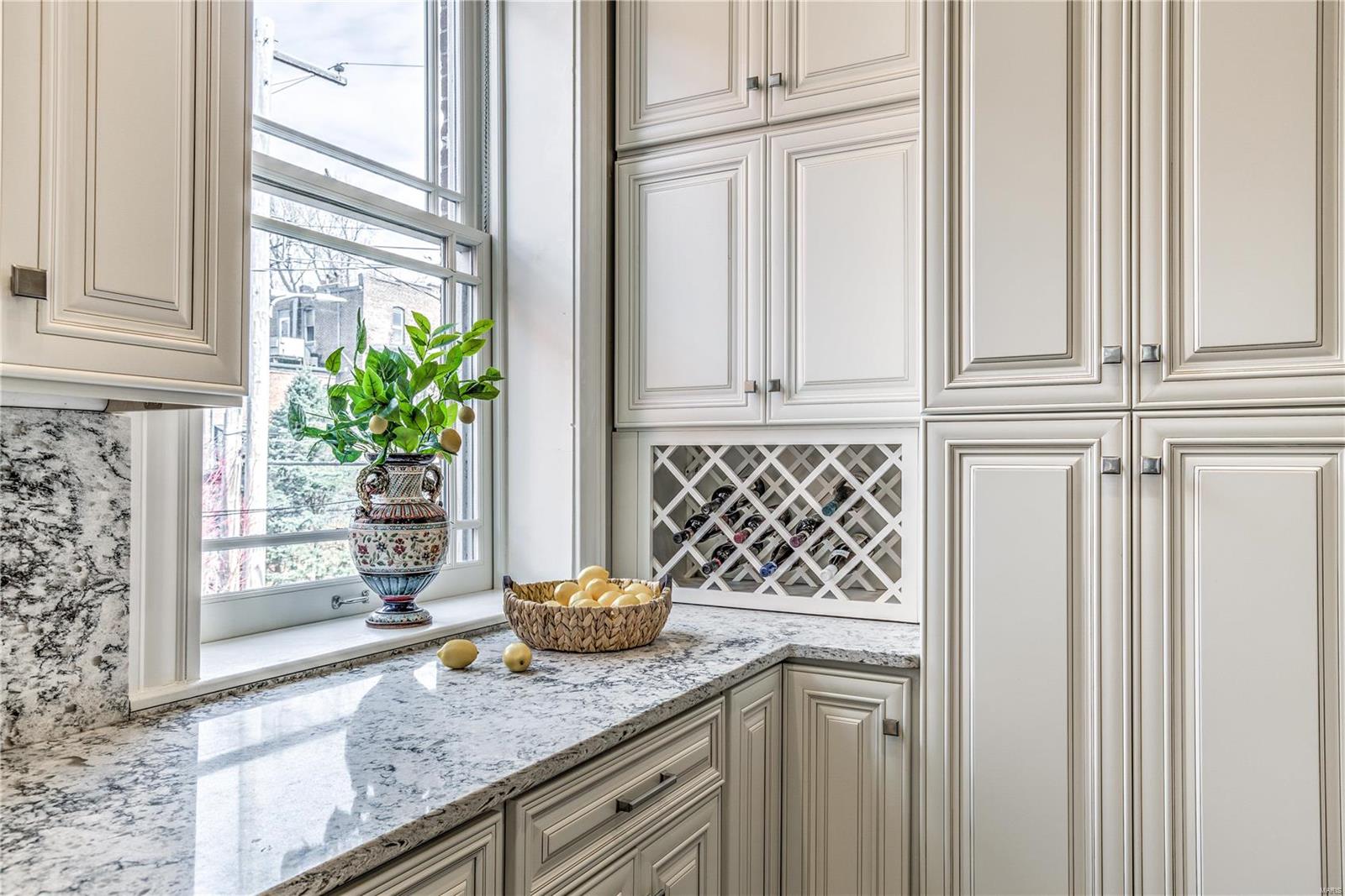 Lafayette Square - Residential