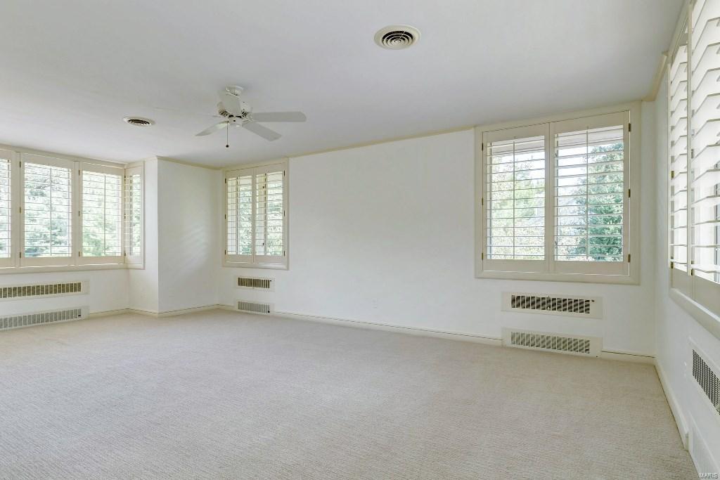 St Louis Country Club - Residential