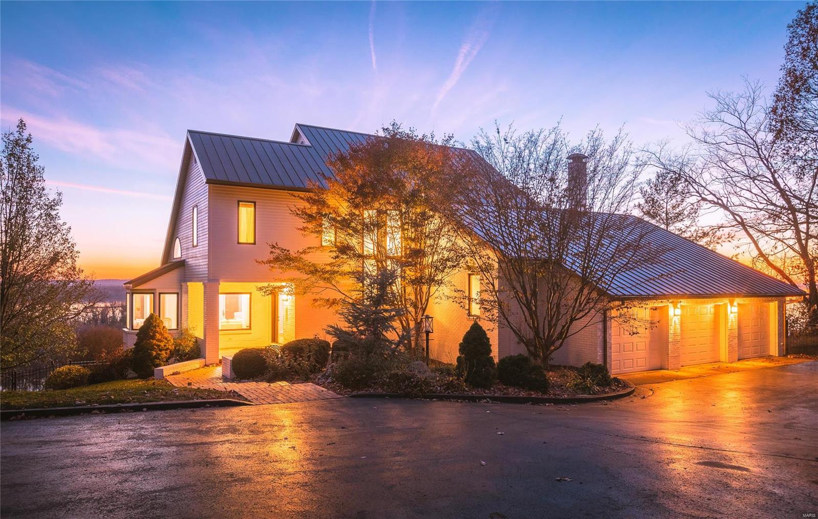 Stone Ledge Estates - Residential