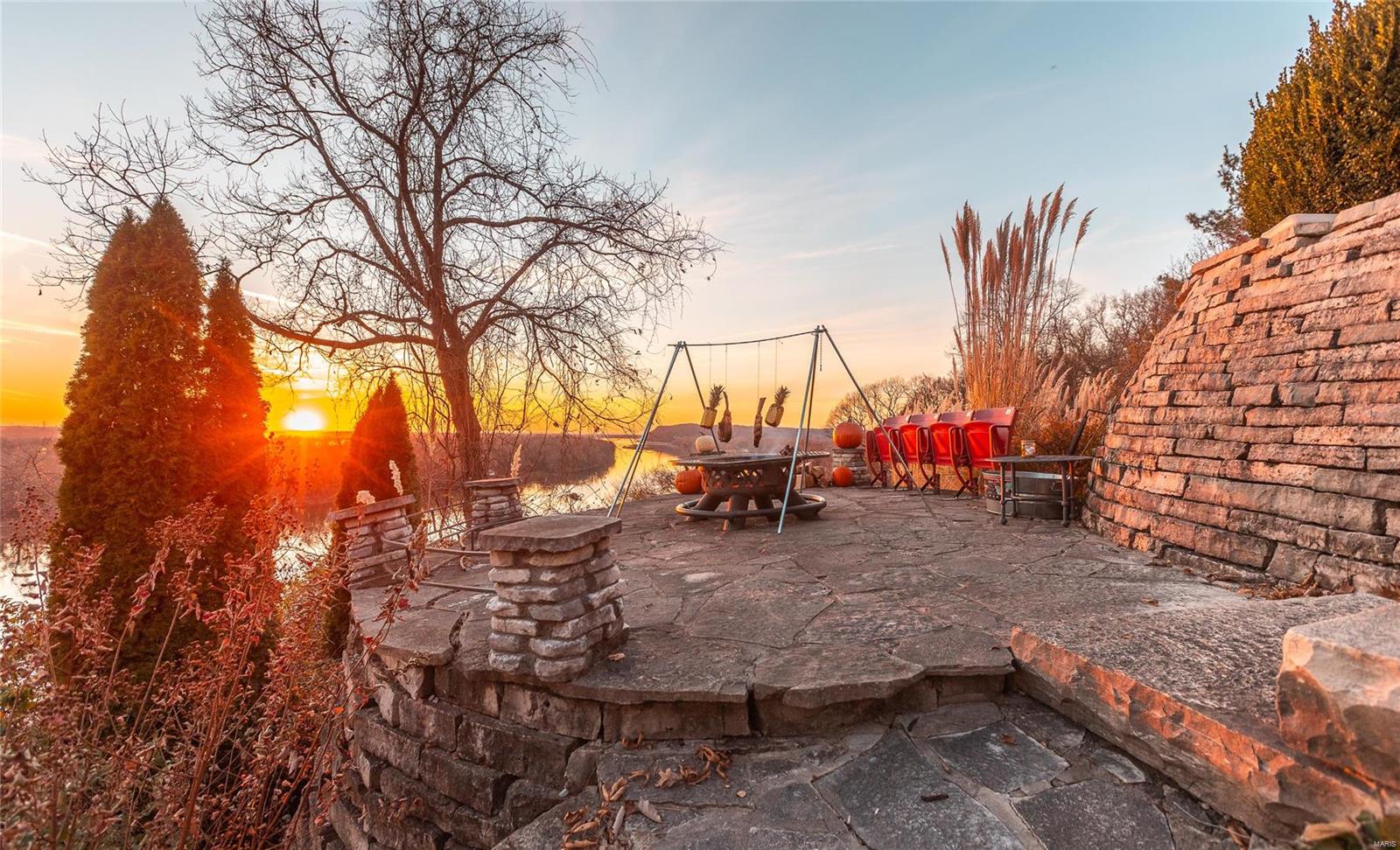 Stone Ledge Estates - Residential
