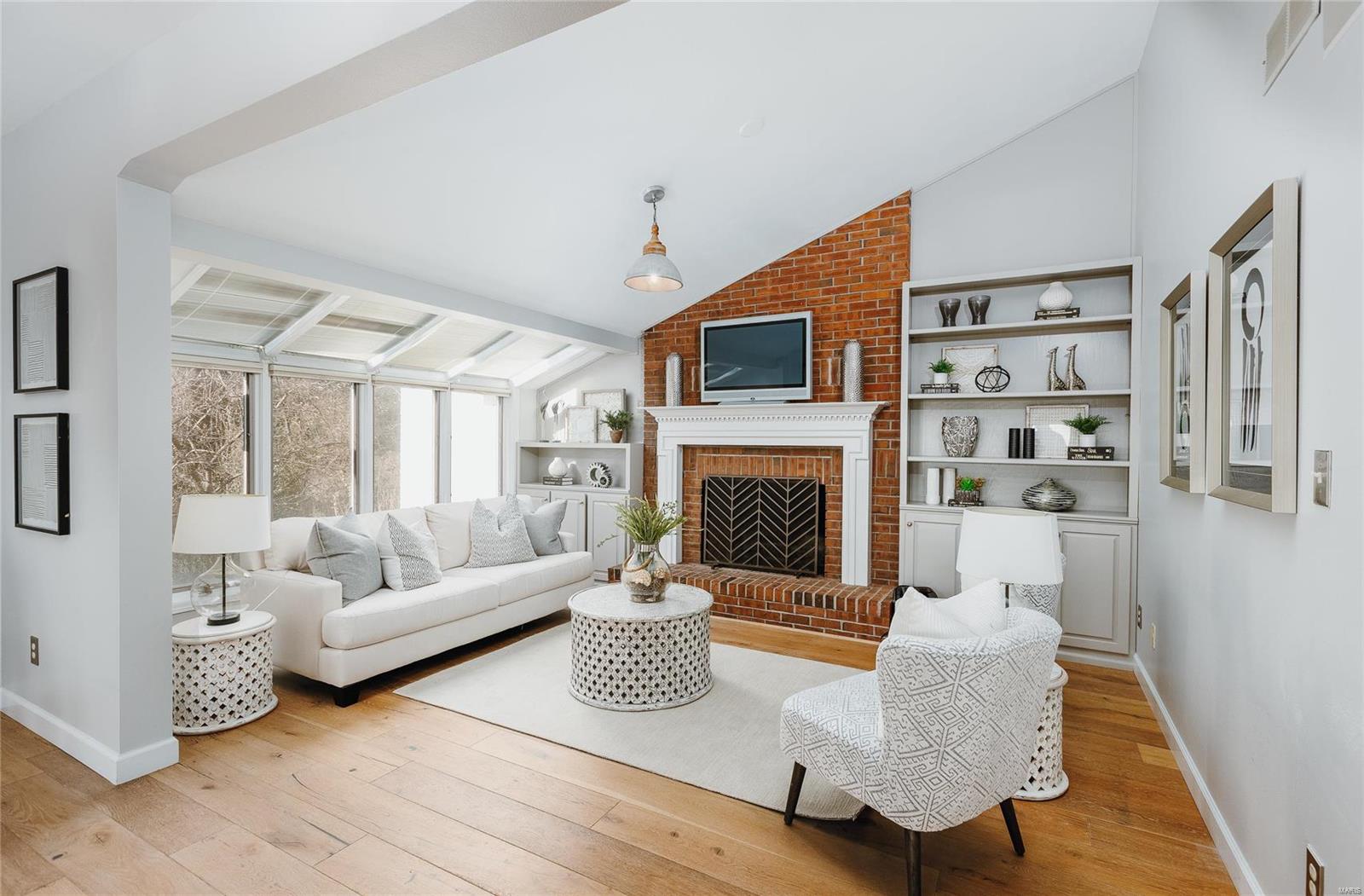 Stone Ledge Estates - Residential