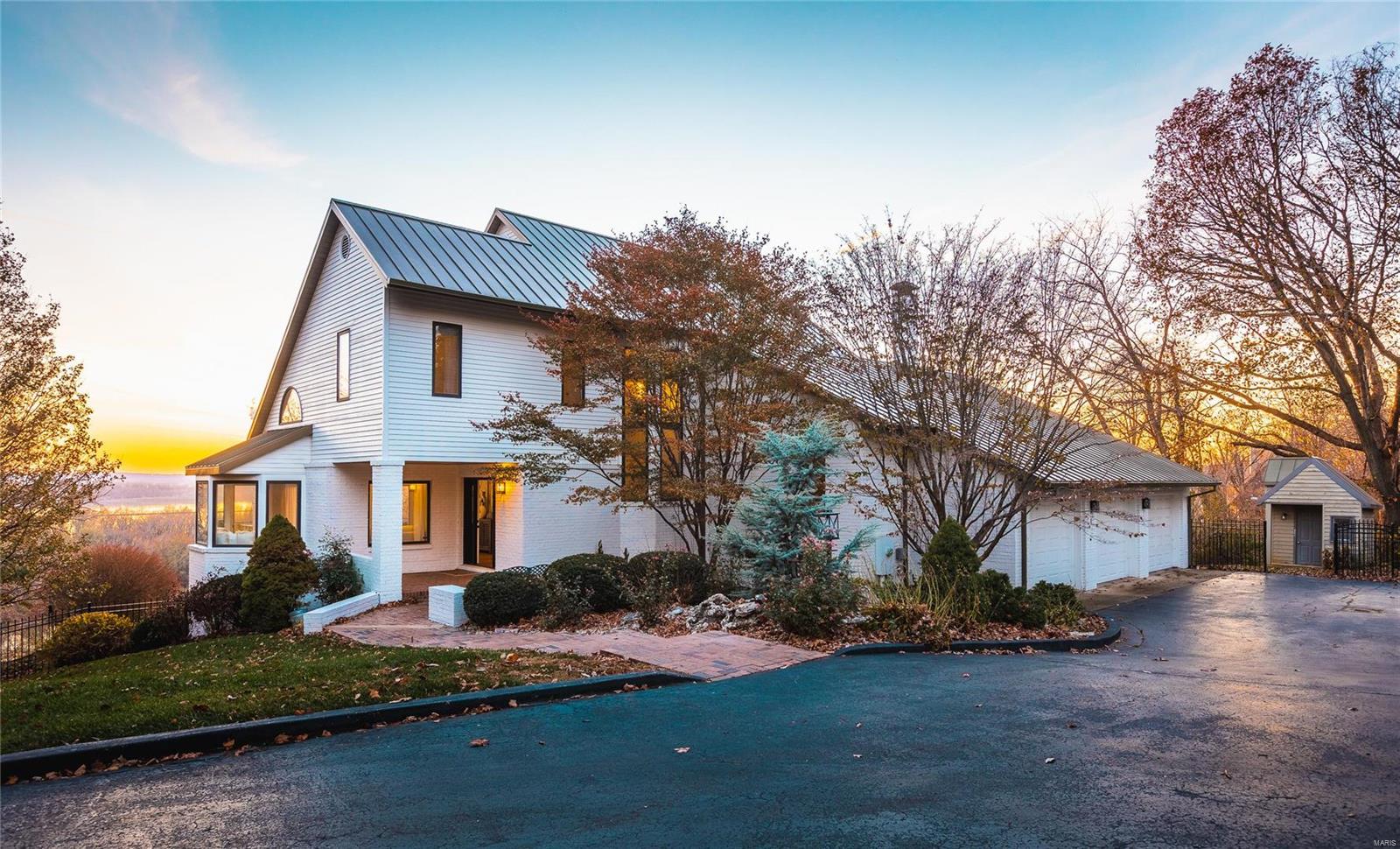 Stone Ledge Estates - Residential