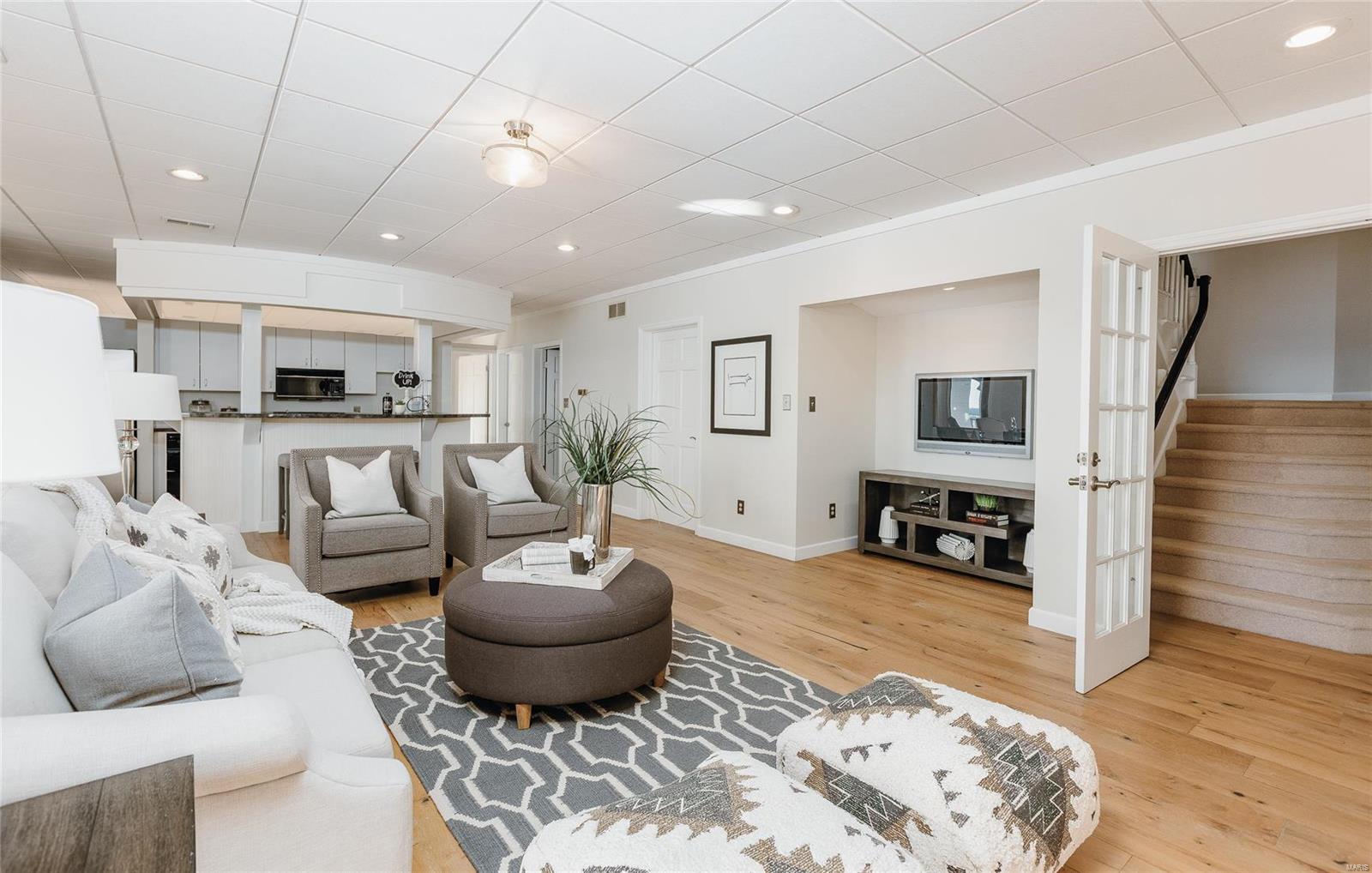 Stone Ledge Estates - Residential