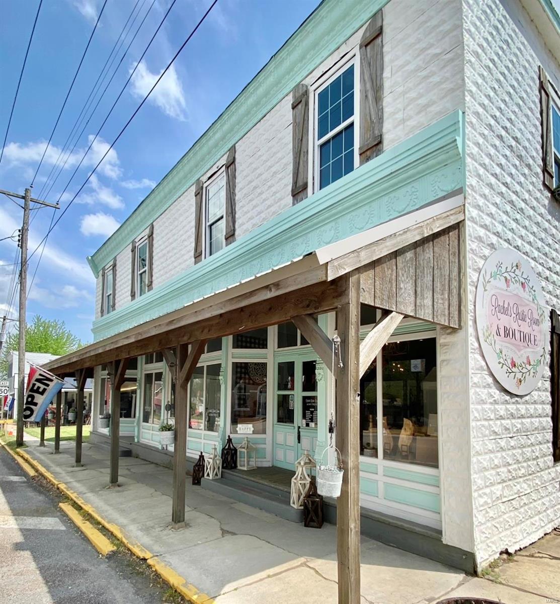 Town/Rosebud - Commercial Sale