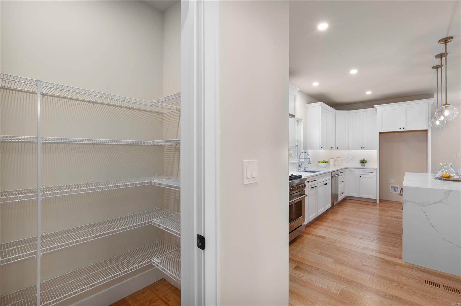 high School Place - Residential