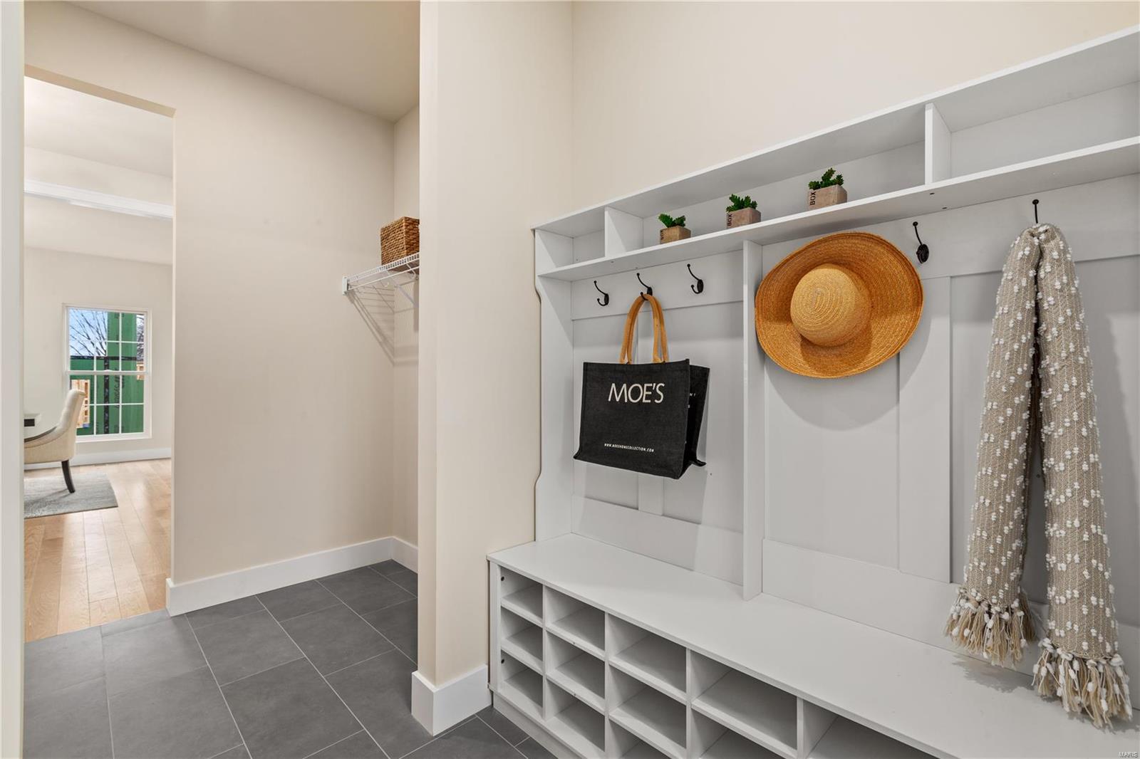 high School Place - Residential