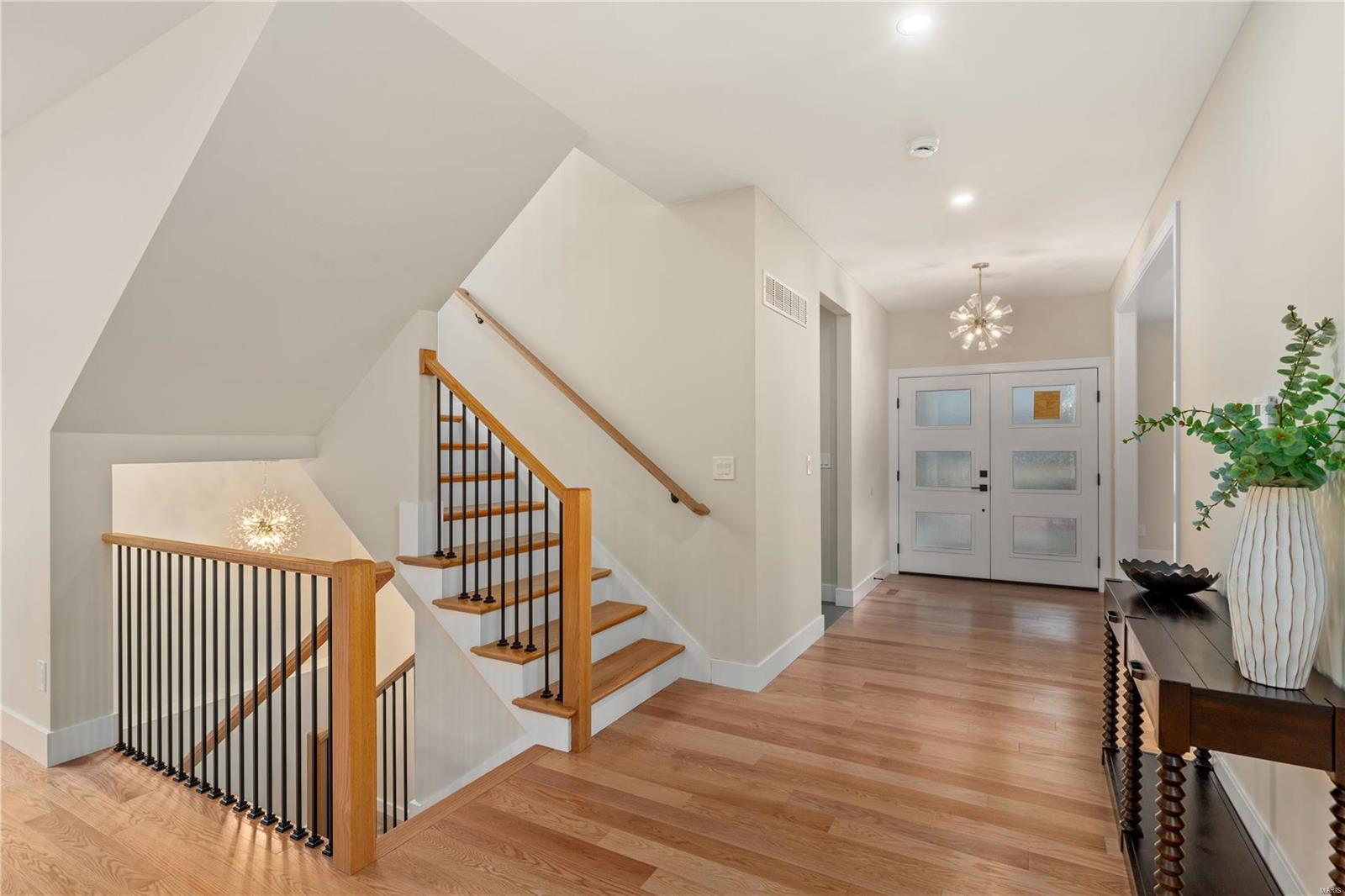 high School Place - Residential