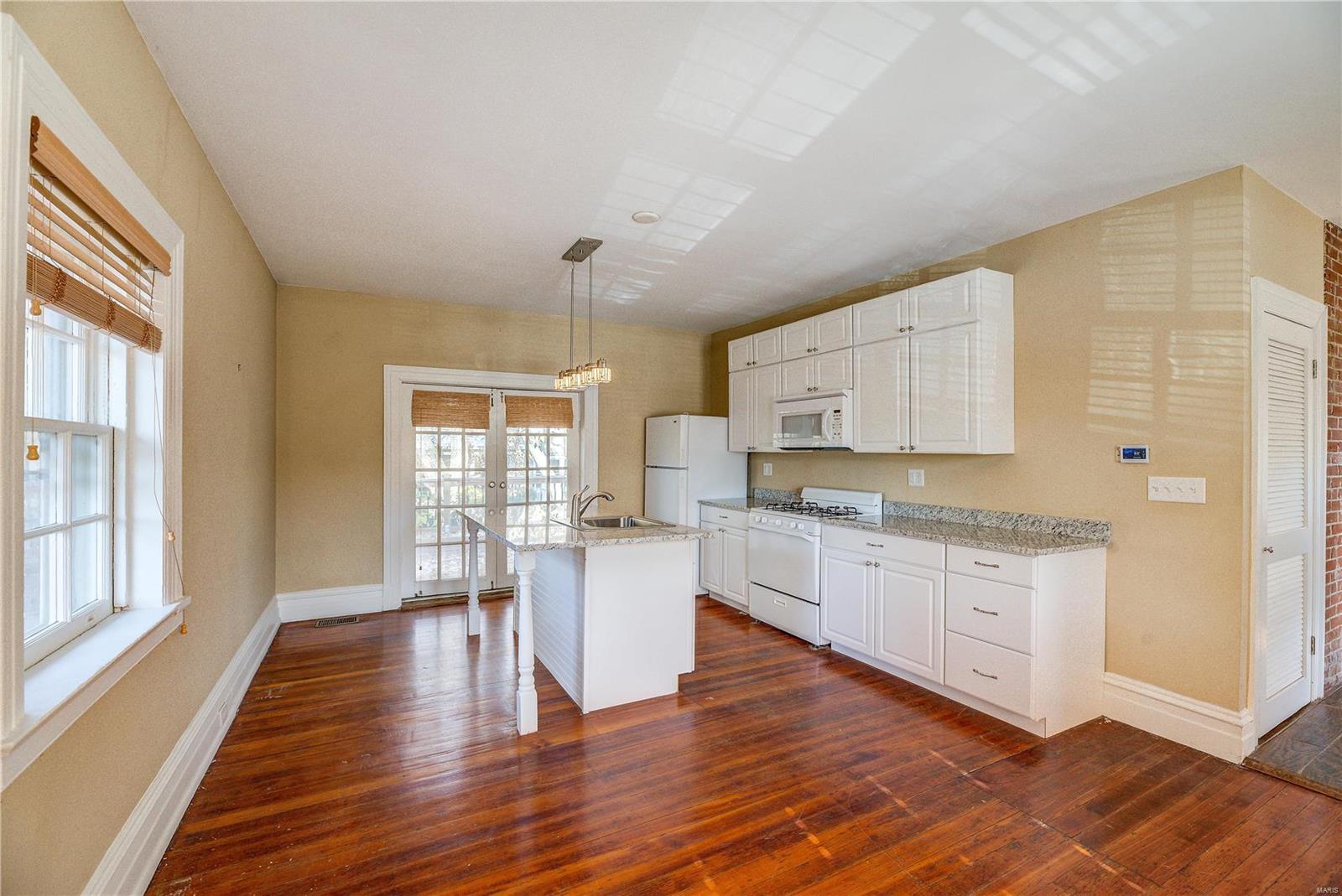P Lindells Add 02 - Residential