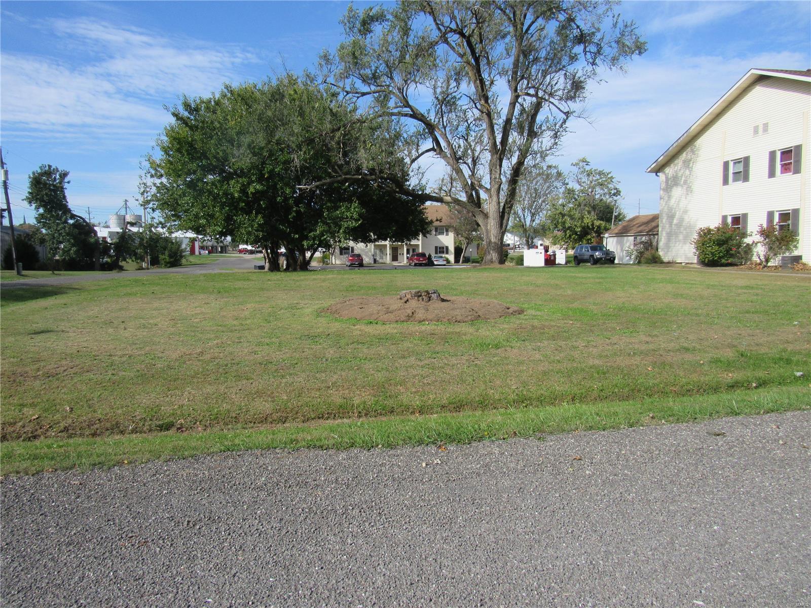 Not in a subdivision - Residential Income