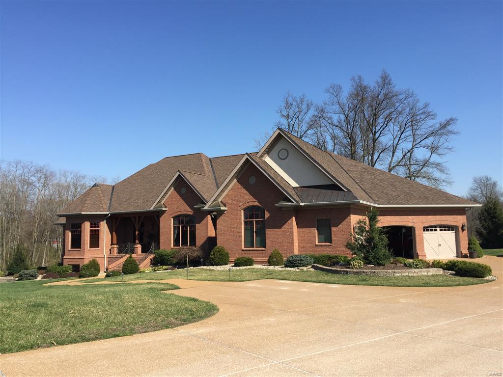 List/Sold Additional Rooms: Mud Room