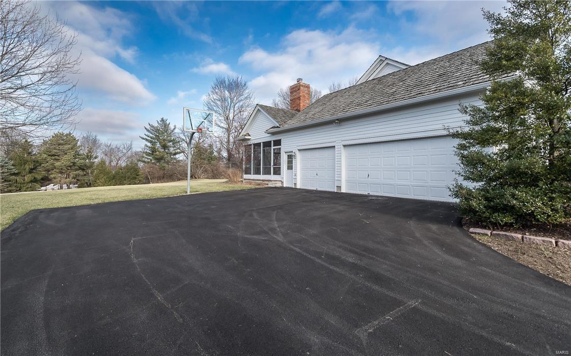 Rolling View Farm - Residential