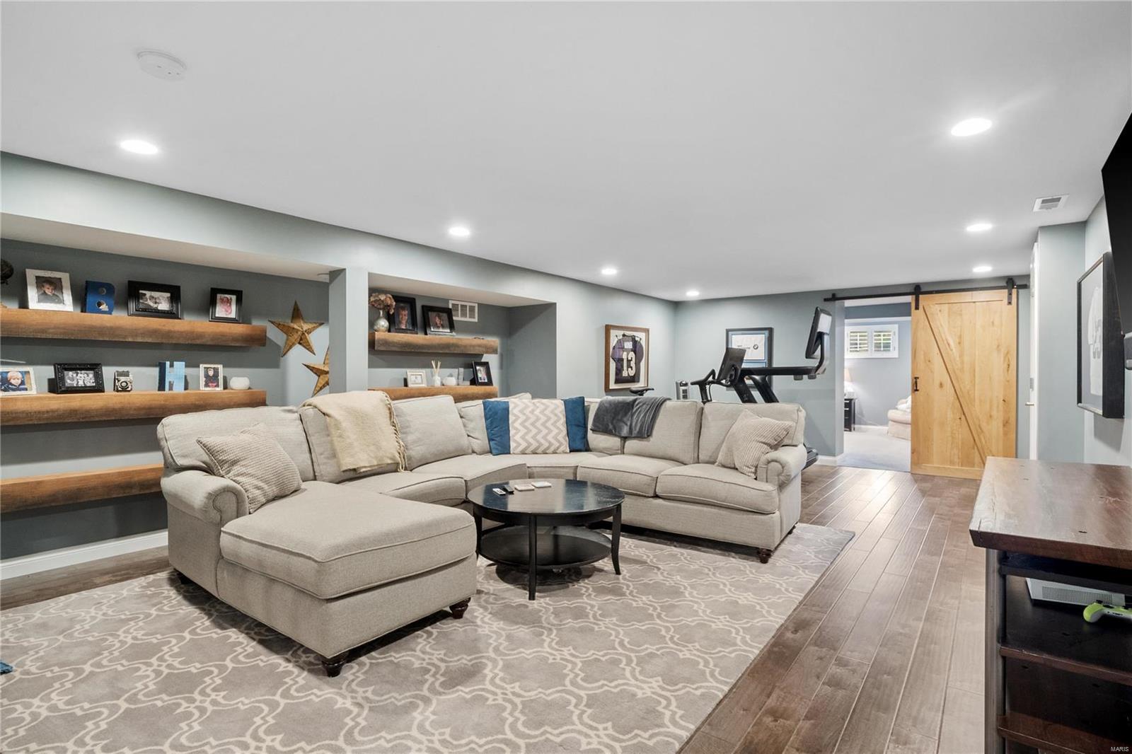 Berkley Manor 8 - Residential