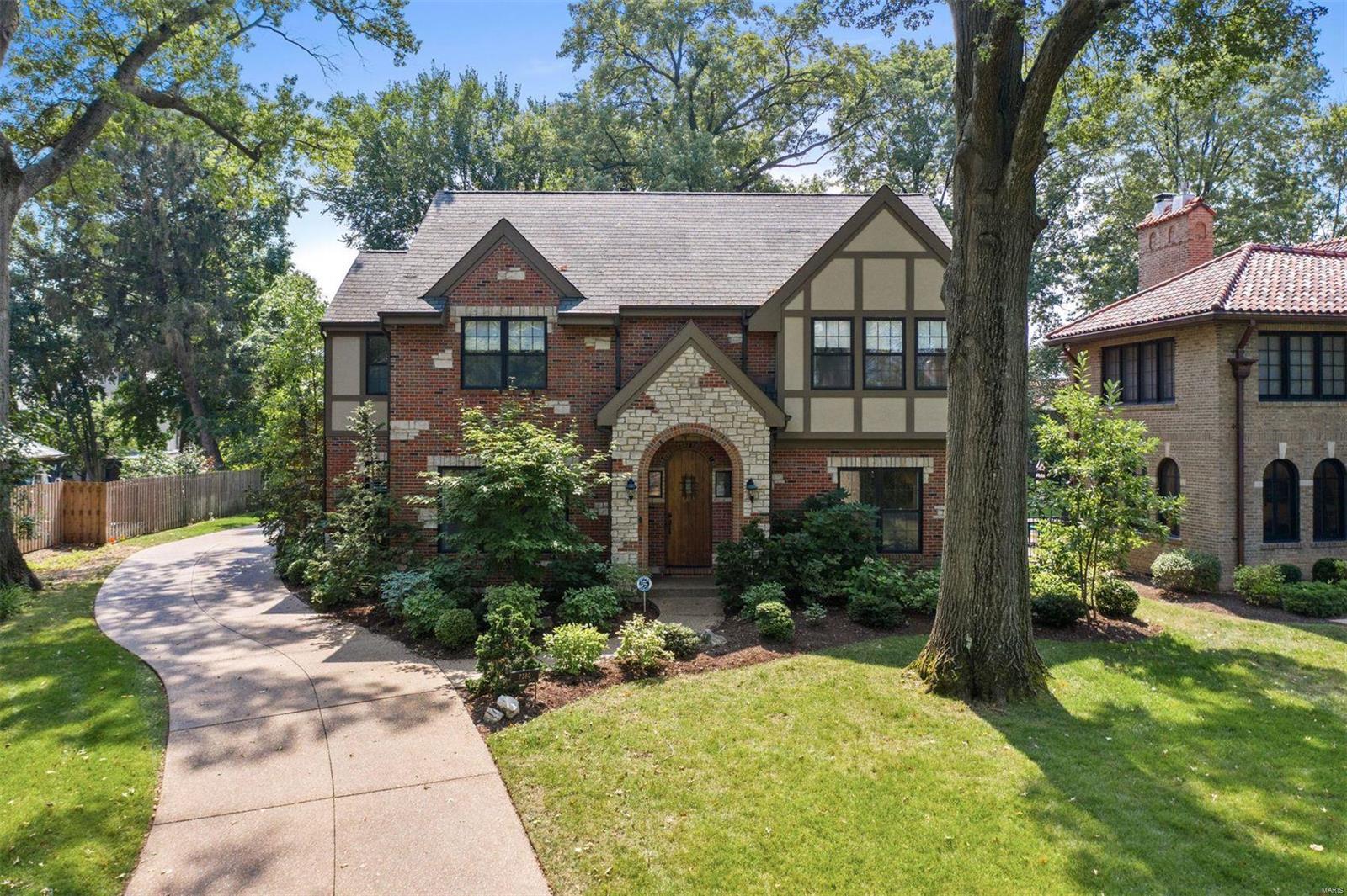 Charming and Spacious Open Floor Plan in the heart of the tree lined University Hills Neighborhood! This 8 year young custom home offers all the Luxuries for Today's Lifestyle, but fits seamlessly into the sophisticated architecture of STL's most beautiful homes. Main floor features all the wonderful gathering spaces you have been looking for; Gourmet kitchen with center island and breakfast bar open to expansive family room with gas FP, built in book shelves and the sought after outdoor covered patio and stone fireplace. Living room, Dining Rm plus butler's pantry. Locker area and laundry room are both conveniently located by the attached garage. Second floor boasts a luxury master suite with spacious marble bathroom and walk in closet PLUS BONUS room perfect for hangout or office! 3 additional bedrooms and two bathrooms. Finished deep pour LL offers additional family room, a 5th bdrm and full bath for private guest suite. Level and Private backyard. This is the one!! Additional Rooms: Mud Room
