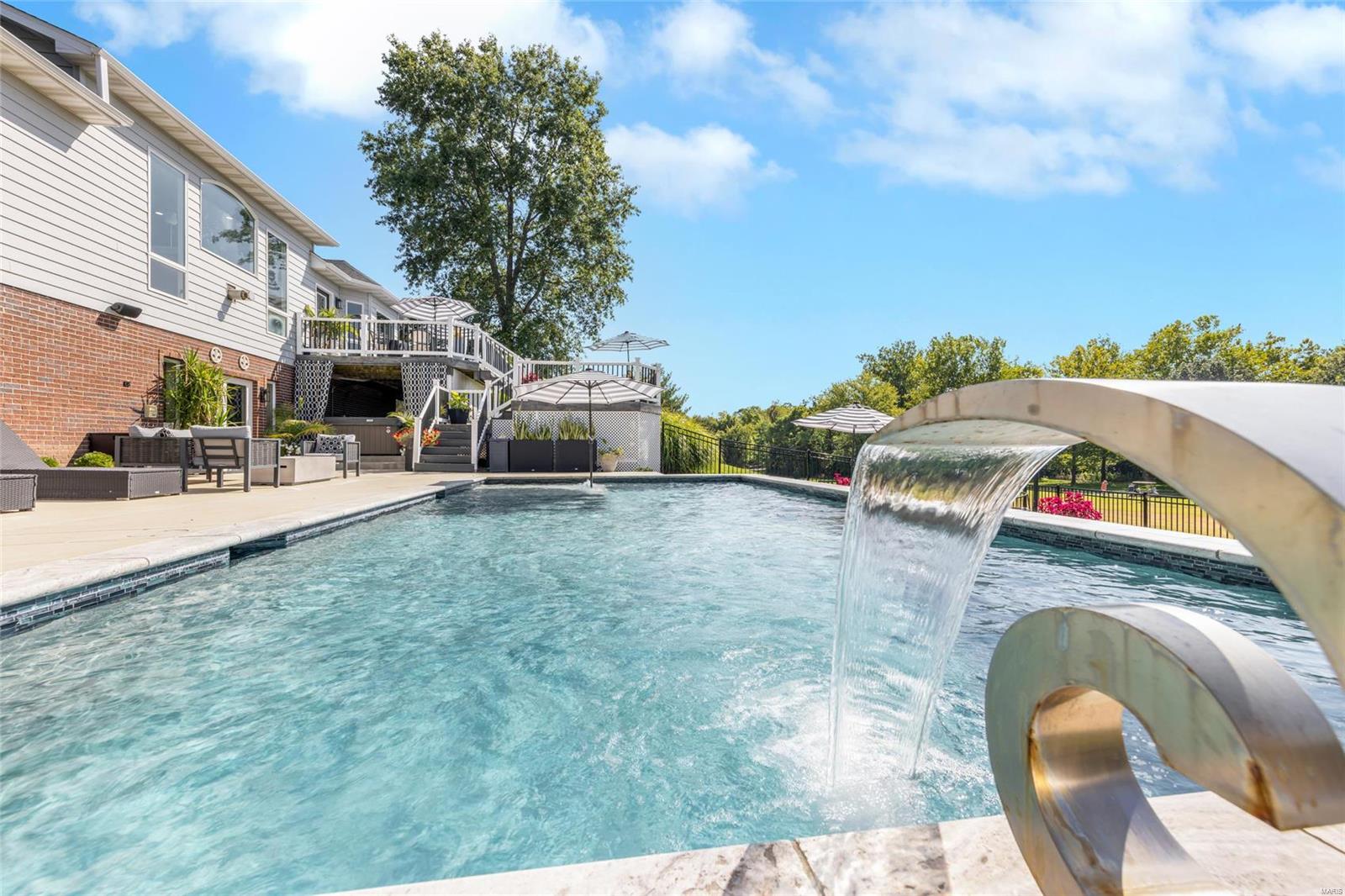 Fox Creek - Residential