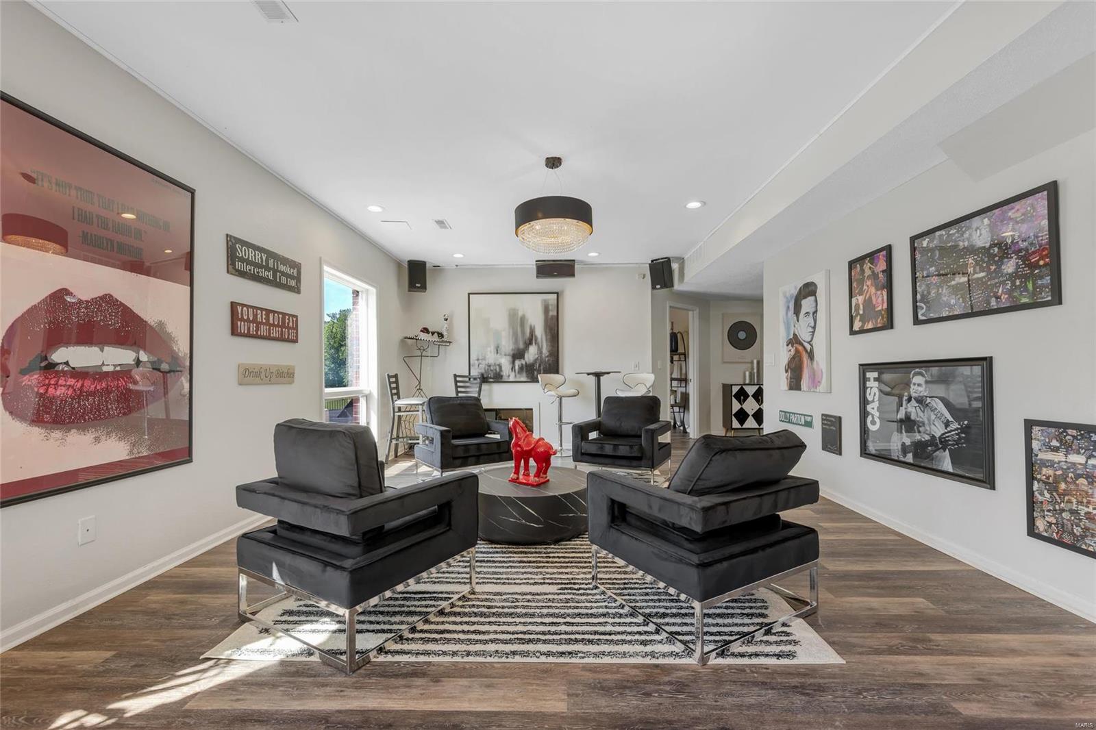 Fox Creek - Residential