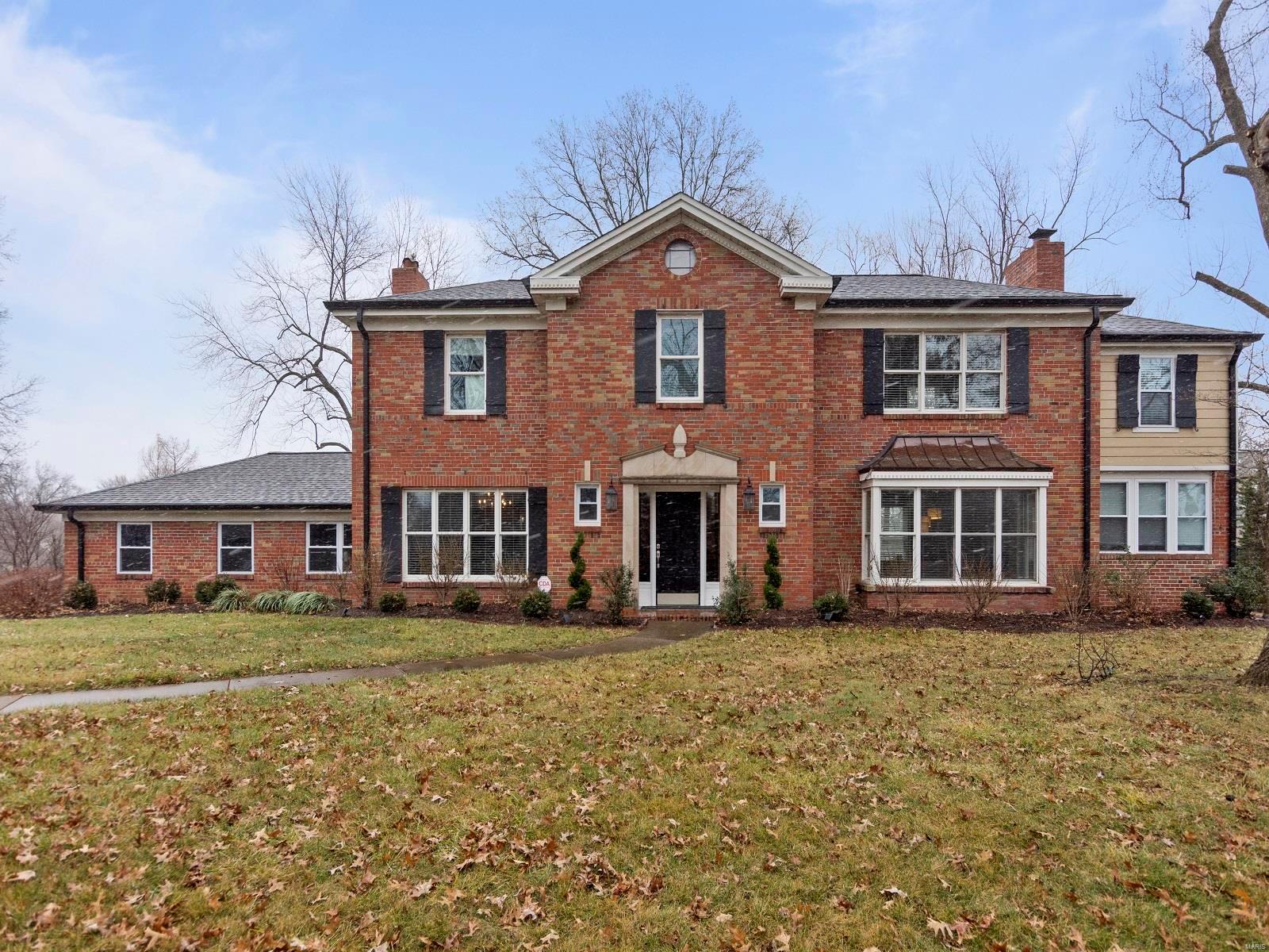 Sophisticated, Stylish, Immaculate & completely Renovated this beautiful brick 2-story is a Buyer's "dream". Impressive entry, all neutral decor, large open rooms & great spaces for today's style of living!Beautiful L.R. & D.R w/rich moldings & walls of windows.Gorgeous bright, white gourmet kitchen with high end appliances, center island & adjacent Hearth Rm which opens to
a spacious aggregate terrace & heated pool.There is also a large w/in pantry, mudroom & fabulous Butlers area equipped for your parties. On 2nd Flr are 4 bedrooms incl a spacious Master + bath, w/palatial shower, soaking tub & double vanities & w/i organized closet. There are 3 addit'l bedrm, 2full baths, laundry rm & a 25x15 loft - a haven for teenagers! The outdoor space is fabulous w/lots of seating areas around the pool & luxuriously landscaped for privacy plus a darling changing room w/bath. Just move right in -Luxury living at it best!!! And all on 3/4 acre in one of the BEST StL Locations!!! Additional Rooms: Mud Room