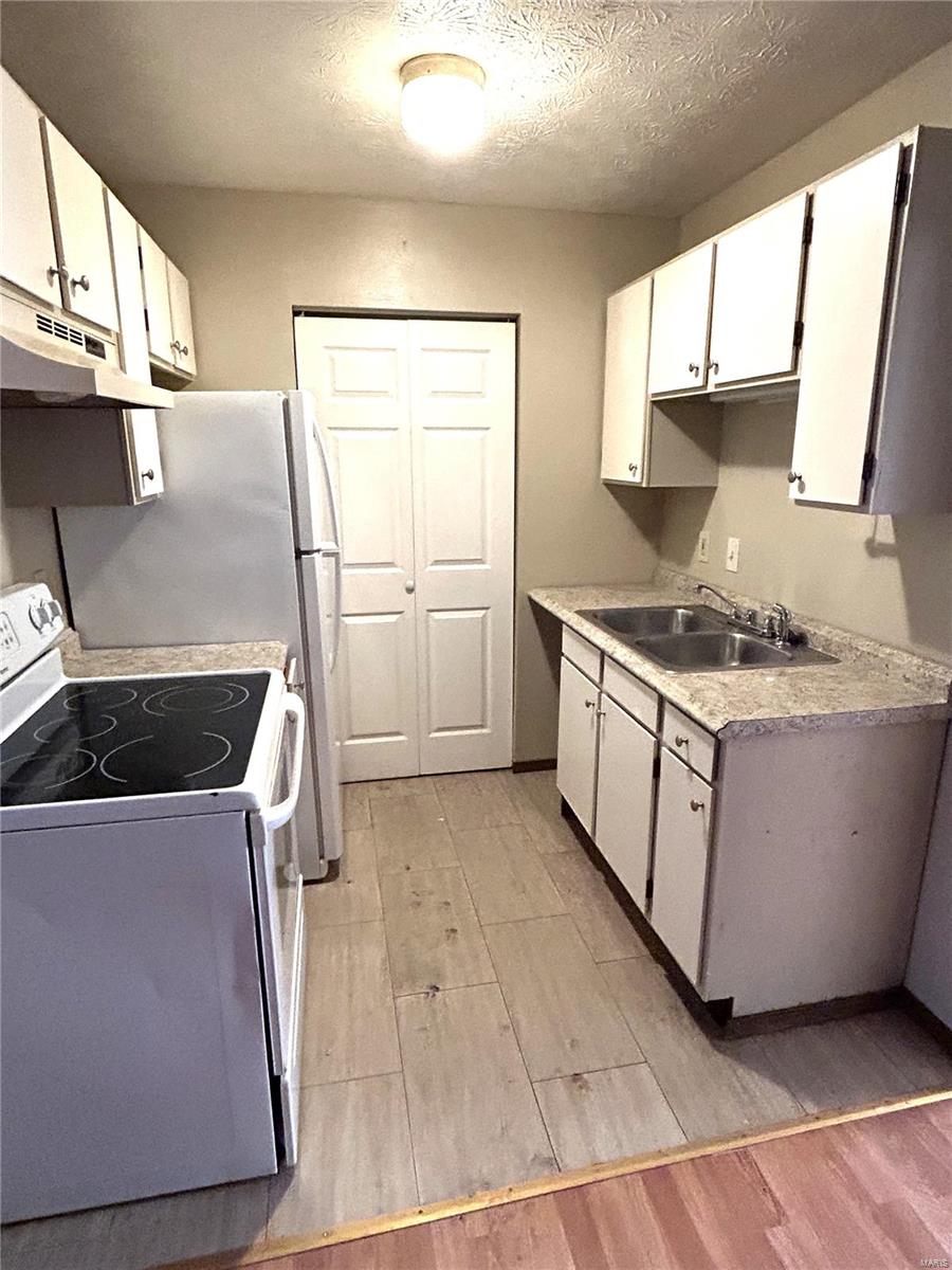 Devonshire 2nd Add - Residential Income