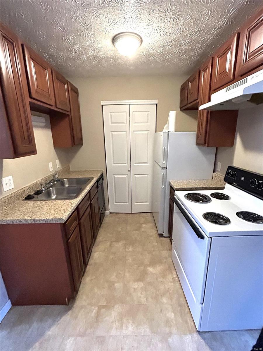 Devonshire 2nd Add - Residential Income