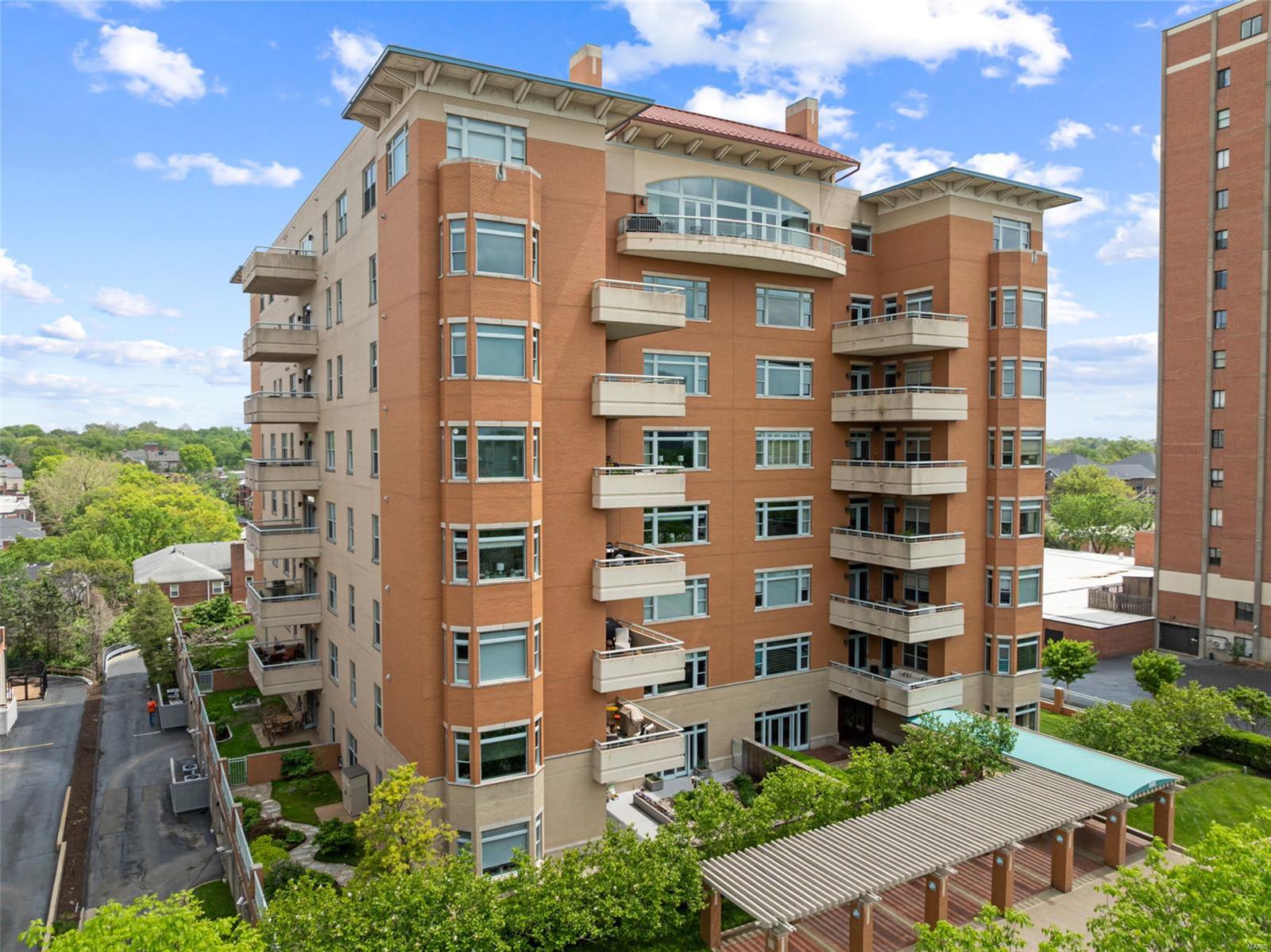 Residence At 800 S Hanley A Condo - Residential