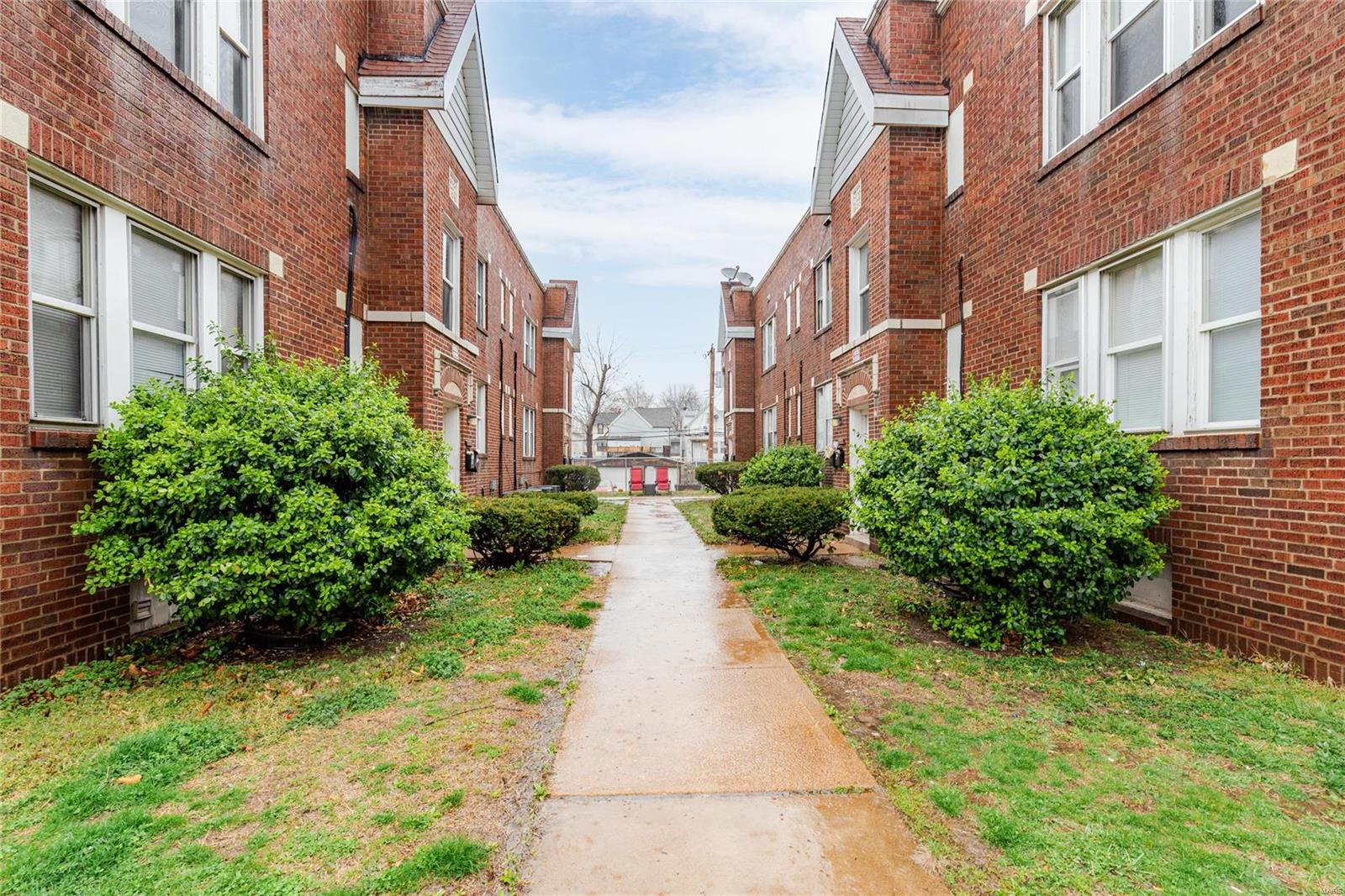 Here is an opportunity to own a newly renovated, solid brick building with nice floorplans. 16 1 Bedroom, 1 Bath units in 2 buildings. Sale includes 4227-29 Ellenwood (8 units) and 4231-33 Ellenwood (8 units). Majority of units are renovated and updated. Units have hardwood floors, central heating and cooling, updated kitchens and baths. Property enjoys long term tenants, increasing rents and steady income. Solid investment in a great rental area. The property is conveniently located and walking distance from historic Bevo mill, bus stops, Southtown Centre, several restaurants, and establishments. Property is attractively priced at 8% CAP rate.